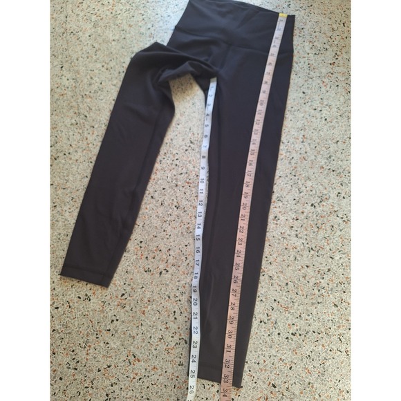 19 Lululemon Wunder Train High Rise 25" - Picture 9 of 9